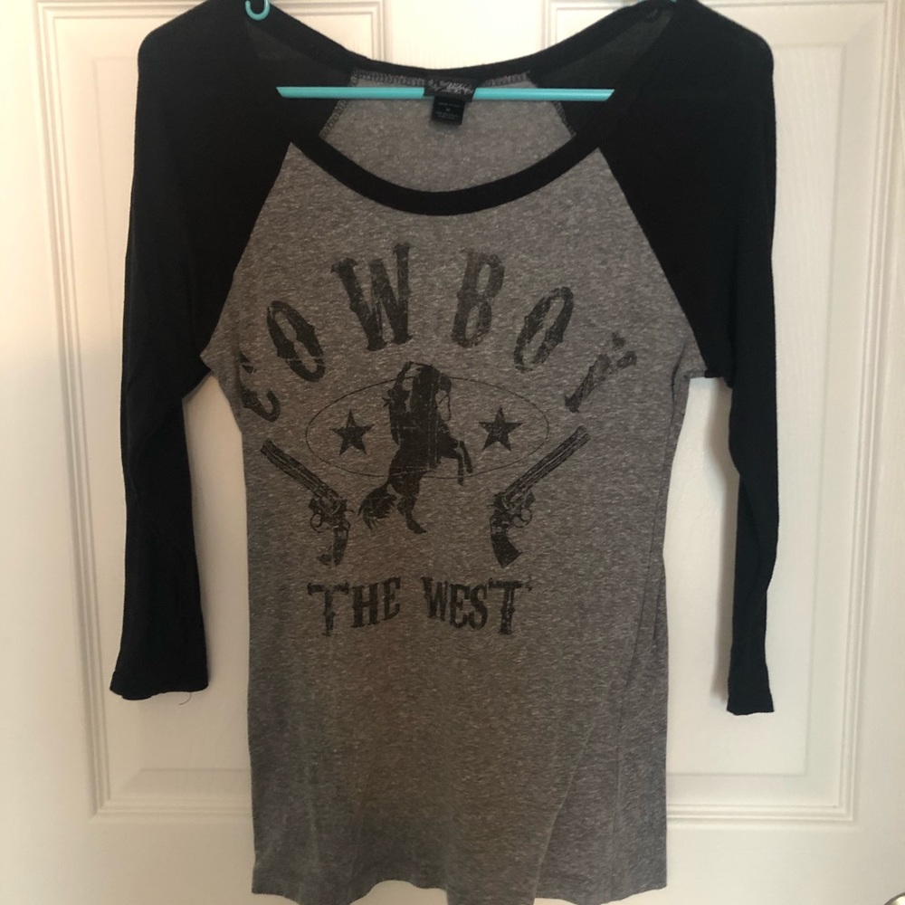 Daytrip Women’s Basic T-shirt